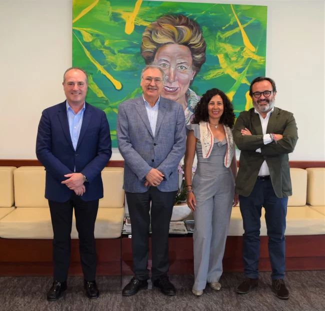 260610-Visita-presidente-AECOC-a-Gullón-1-_1_